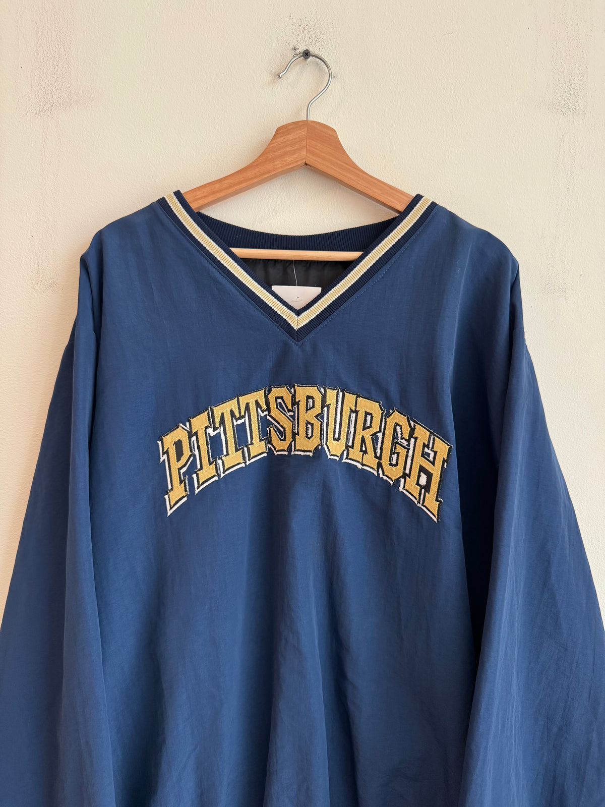 90s University of Pittsburgh Navy Spell Out Windbreaker (XXL)