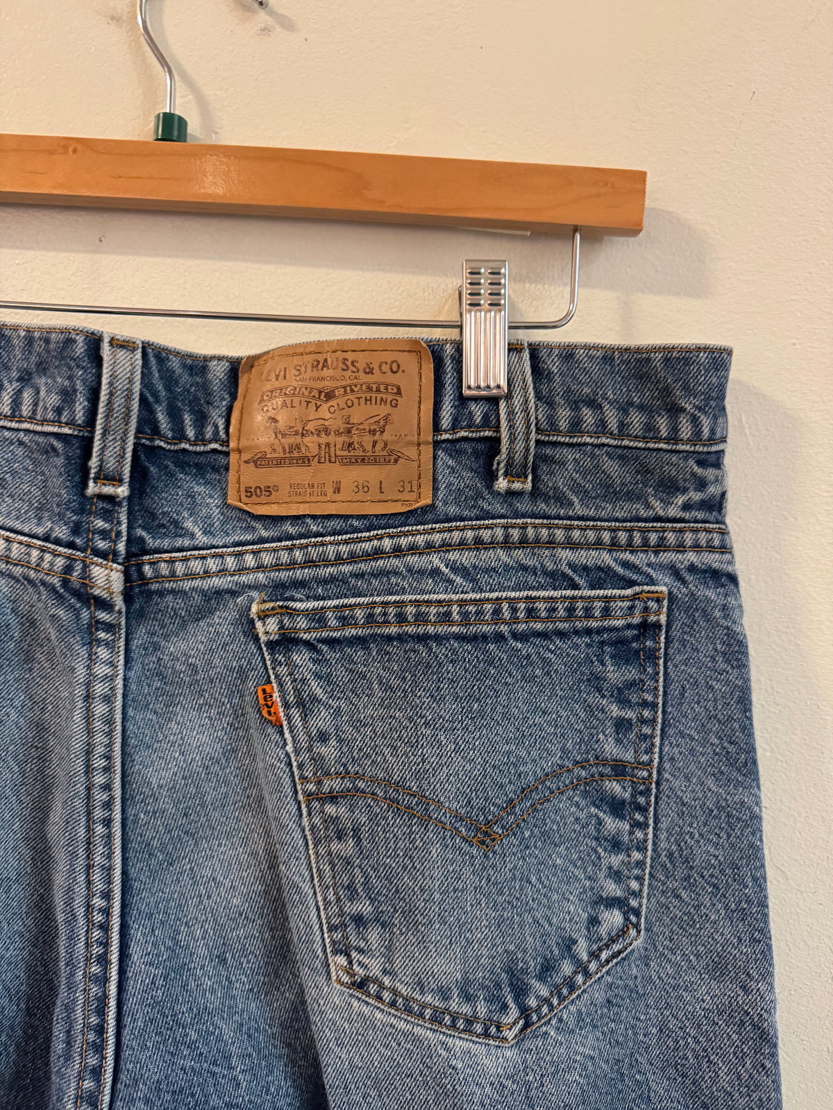 90s Levi's 505 Orange Tab Mud Wash Shorts (36)