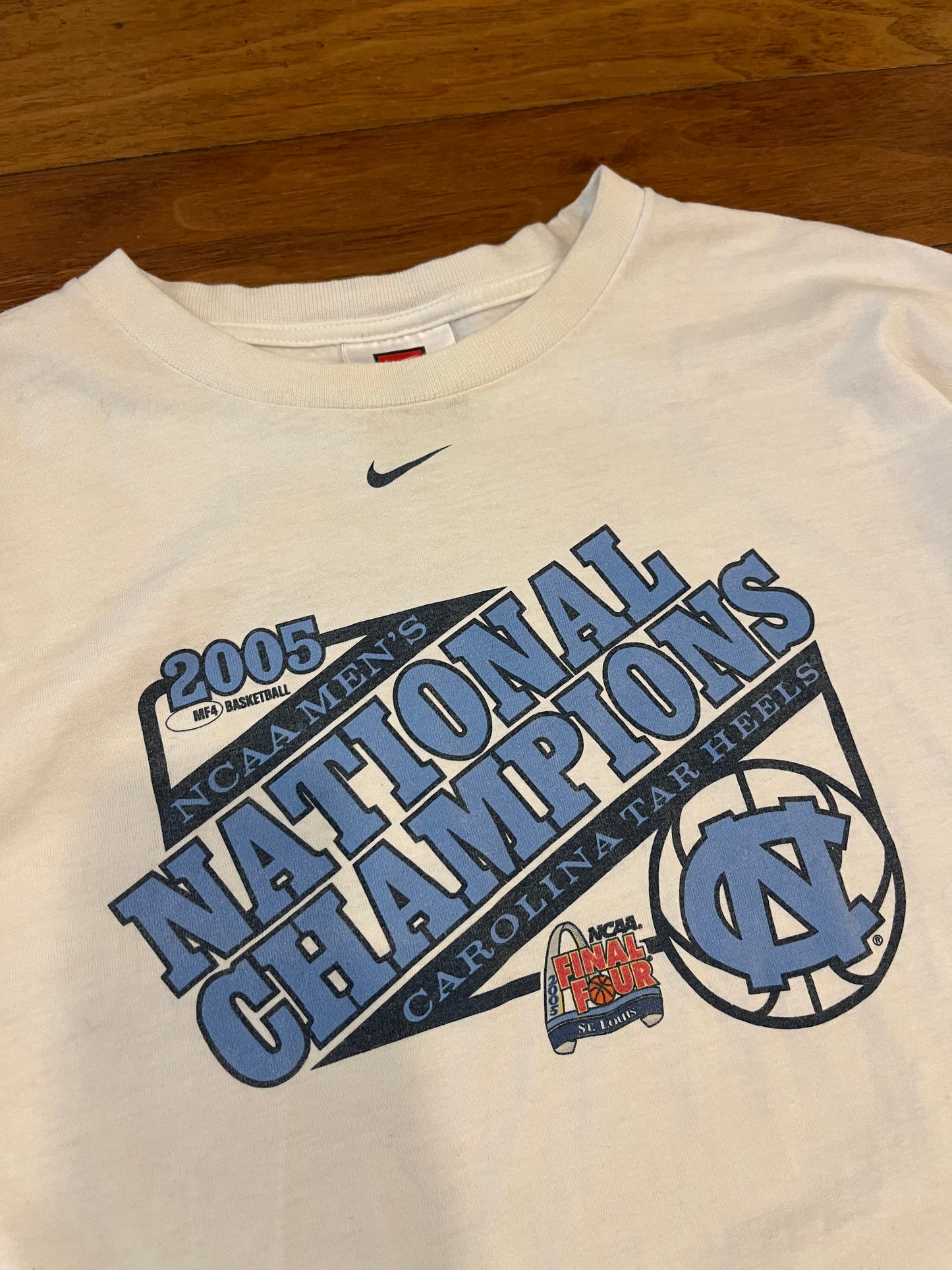 2005 UNC NCAA Final Four Tee (L)
