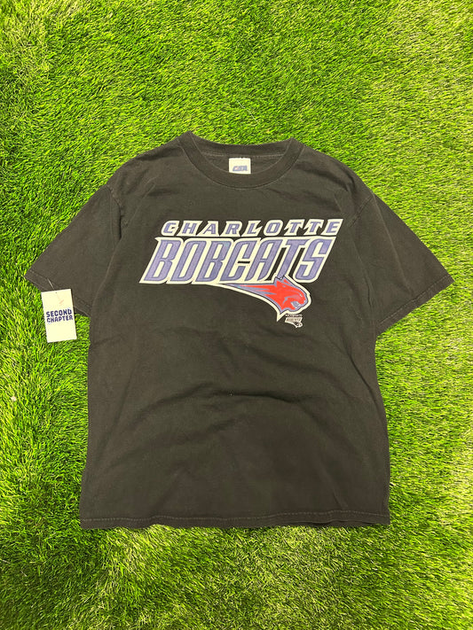 00s Charlotte Bobcats Spell Out Vintage Black Tee (L)
