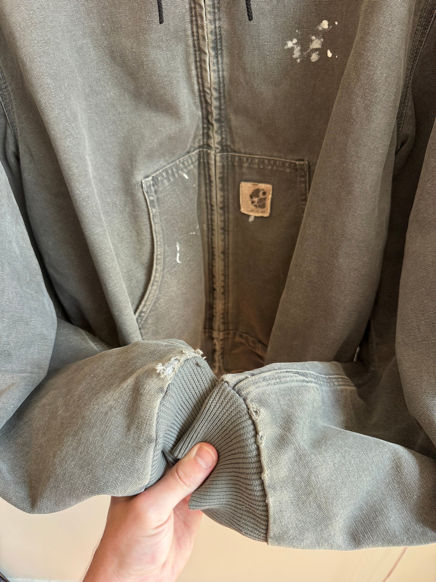 00s Carhartt Cement Distressed Paint Splatter Jacket (XL)