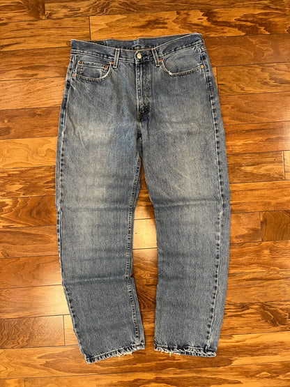 2010s Levi's 550 Mid Wash Blue Jeans (35 x 34)