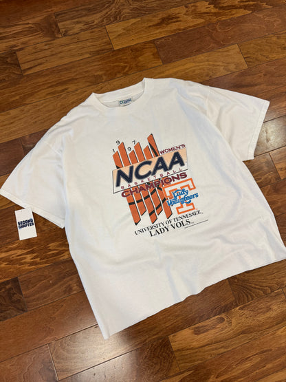 1997 Tennessee Lady Vols Basketball Champs Cropped Tee (XL)