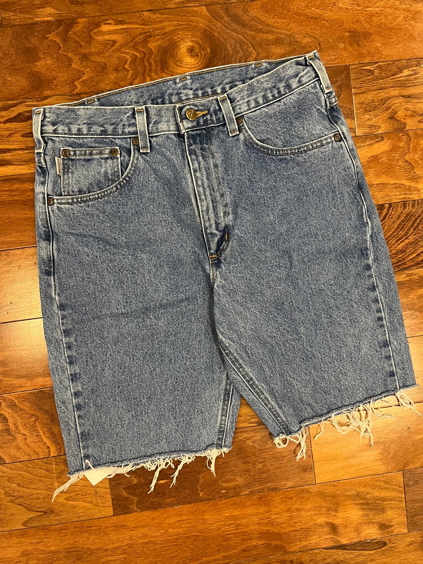 2018 Carhartt Mid Wash Denim Shorts (33)