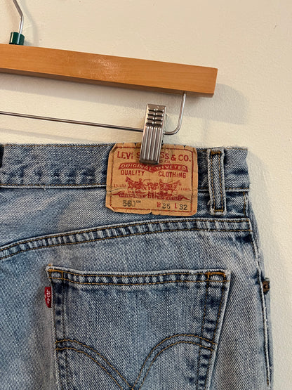 2007 Levi's 560 Baggy Light Wash Shorts (36)