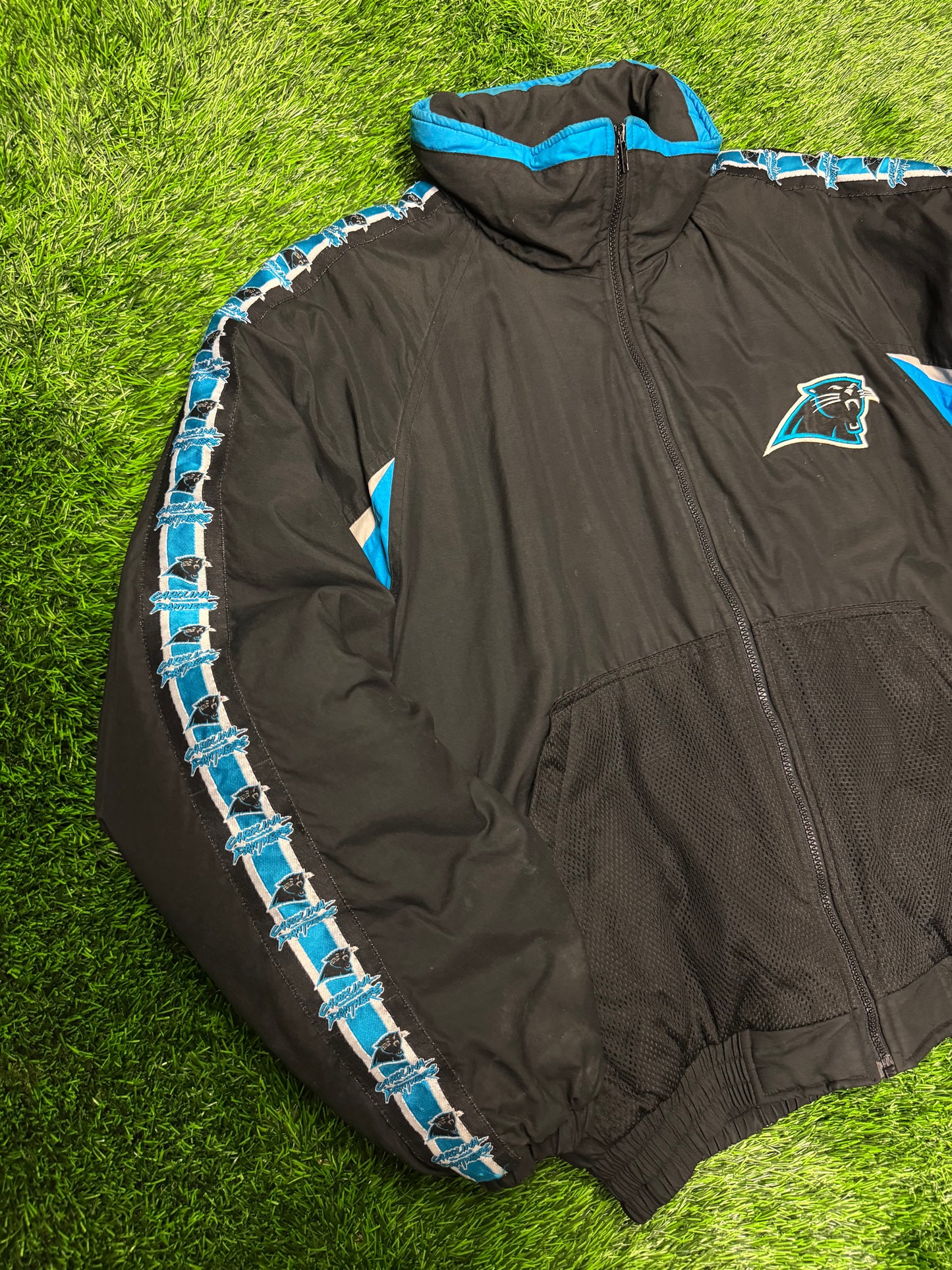 00s Carolina Panthers Game Day Puffer Jacket (L)