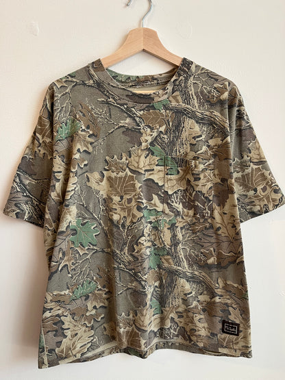 00s Walls Camo Pocket Tee (L)