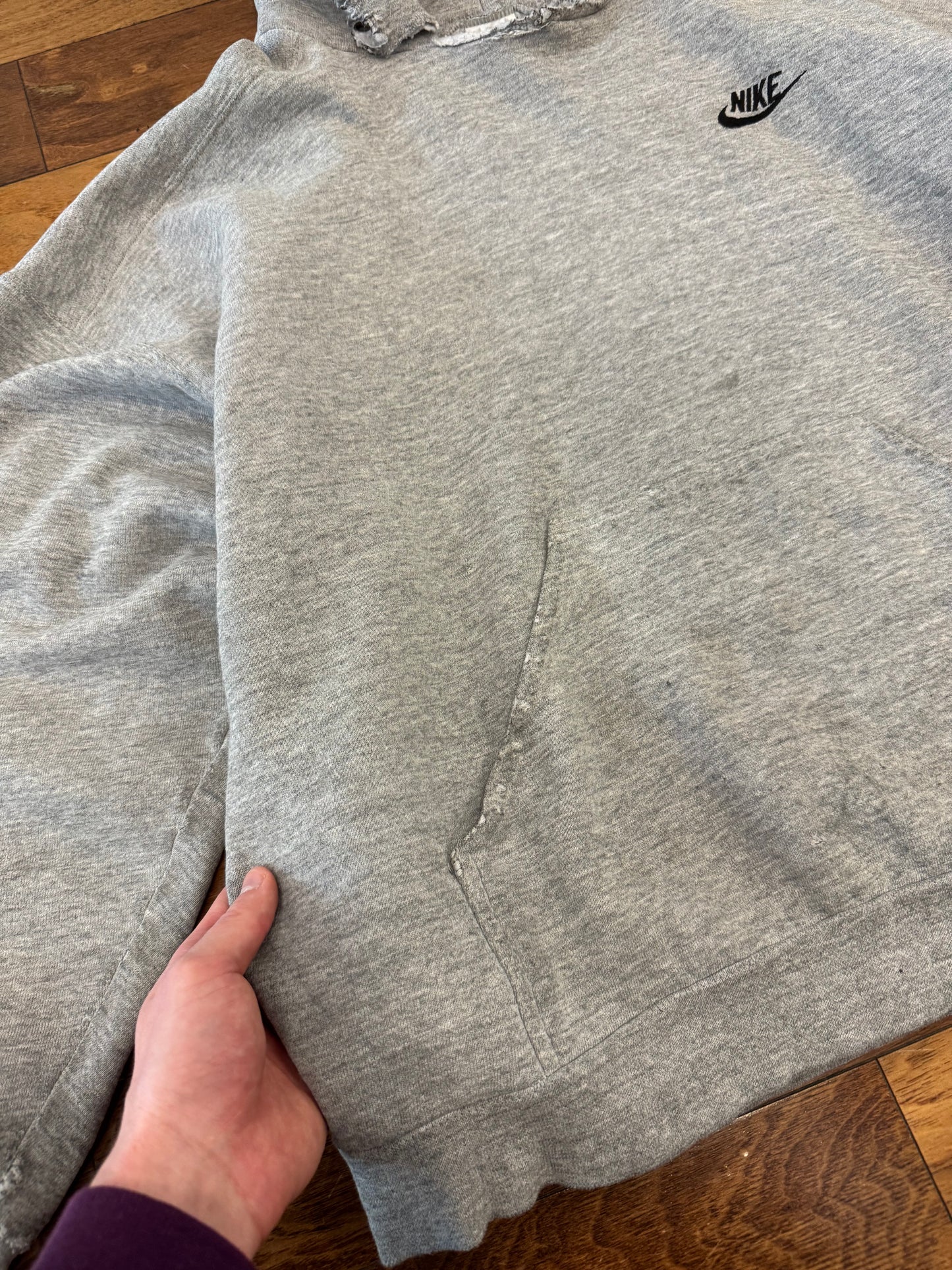 90s Nike Left Chest Swoosh Thrashed Hoodie (XL)