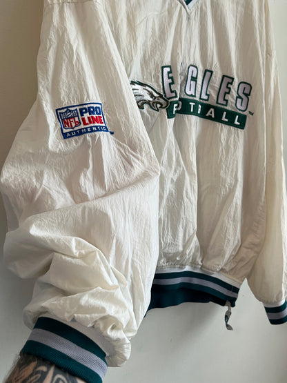 1990s Philadelphia Eagles Embroidered Spell Out White Starter Windbreaker (XL)