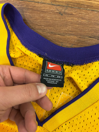 2001 Los Angeles Lakers Shaquille O'Neal Nike Jersey (XL)