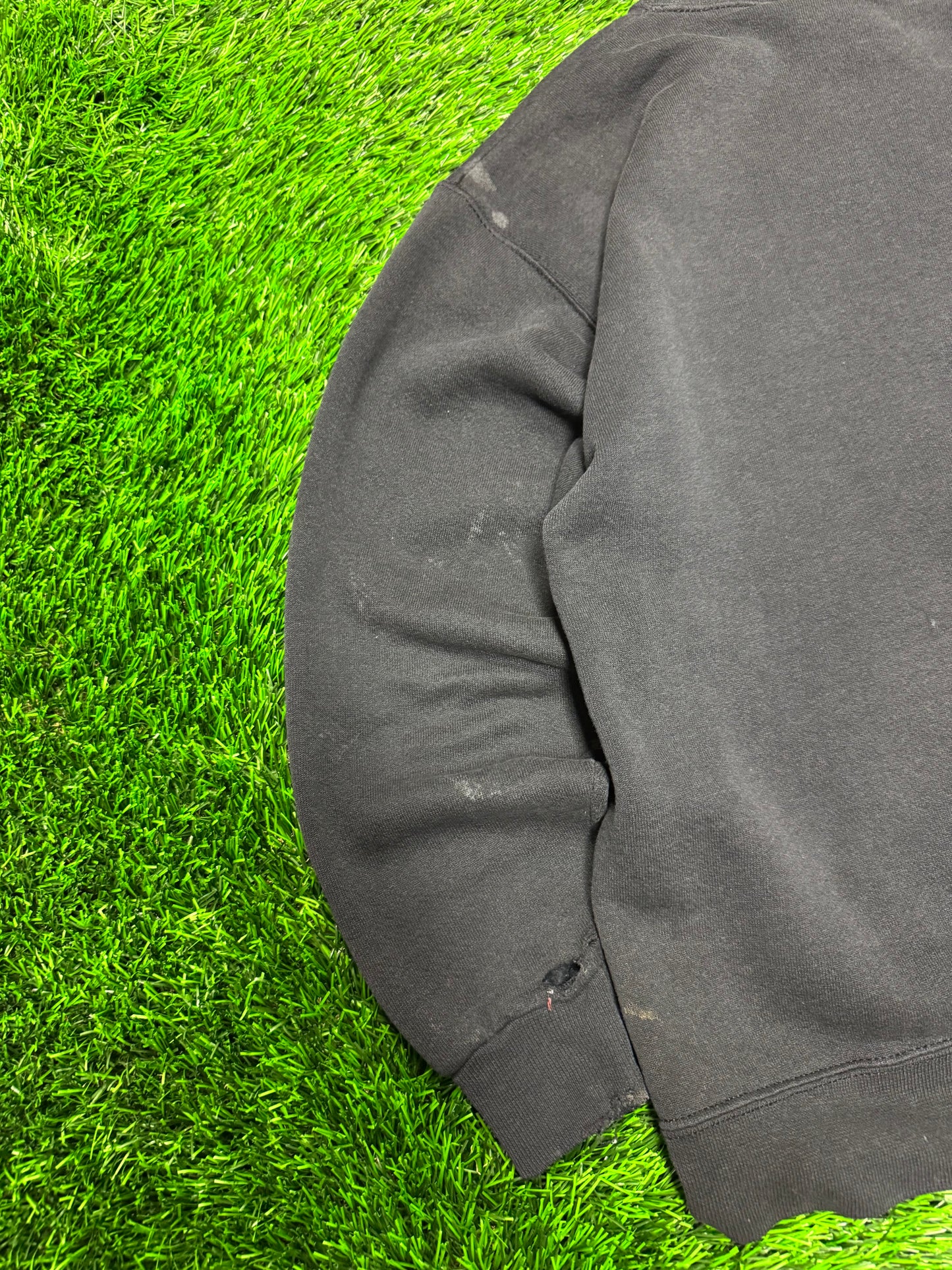 1997 Buffalo Sabres Stanley Cup Thrashed Vintage NHL Crewneck (M)