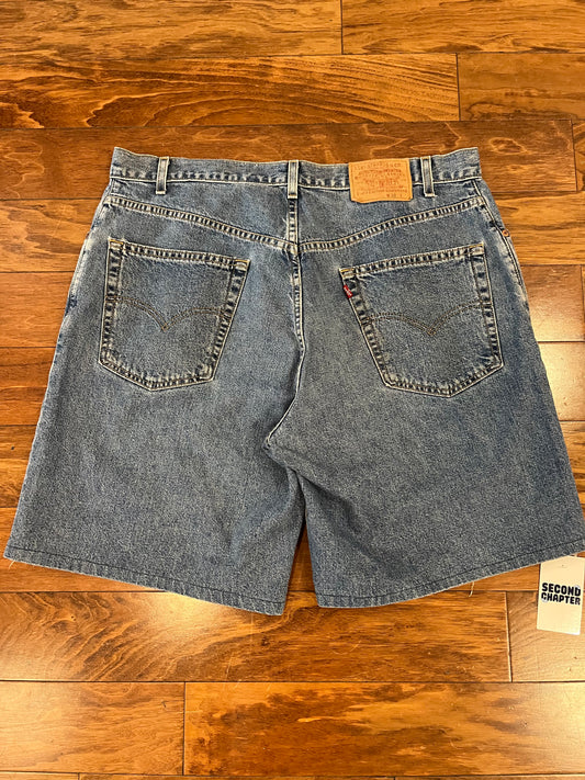 1998 Levi's Baggy Fit Jean Shorts (38)