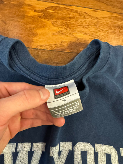 00s Yankees Nike Center Swoosh Navy Tee (M)