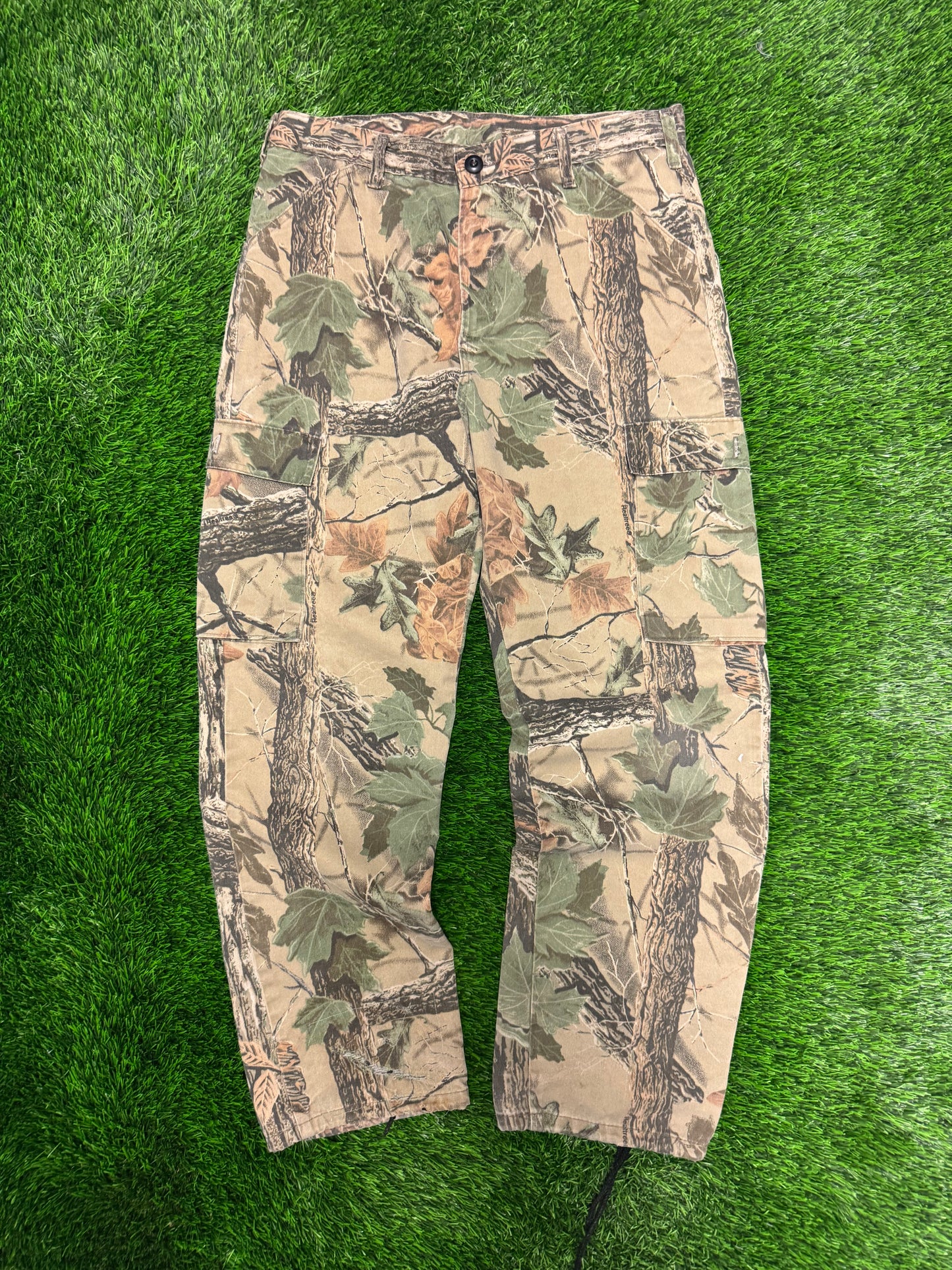 90s Vintage Liberty Faded Camo Pants (34 x 30)