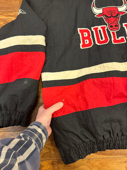 90s Chicago Bulls Apex Hooded Puffer (M)