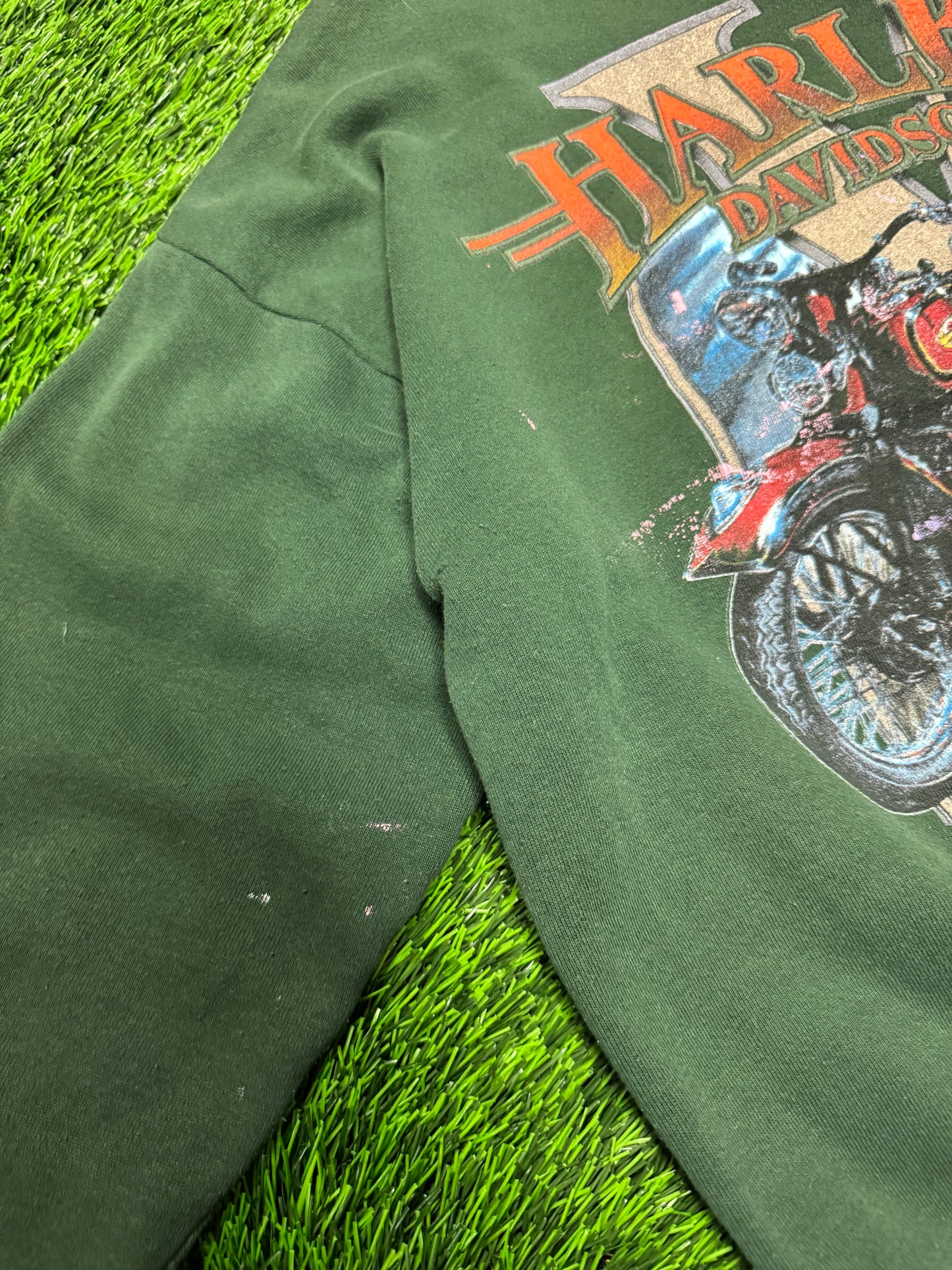 90s Harley Davidson Twin Faded Green Paint Splatter Crewneck (L)