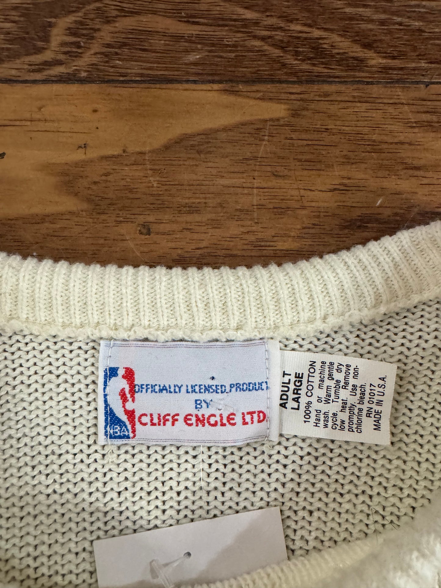 80s Charlotte Hornets Vintage NBA Cream Knit Sweater (L)