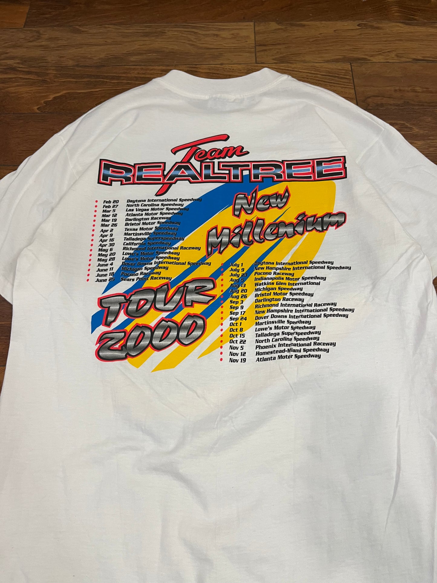 2000 Nascar Team Realtree Graphic Tee (L)