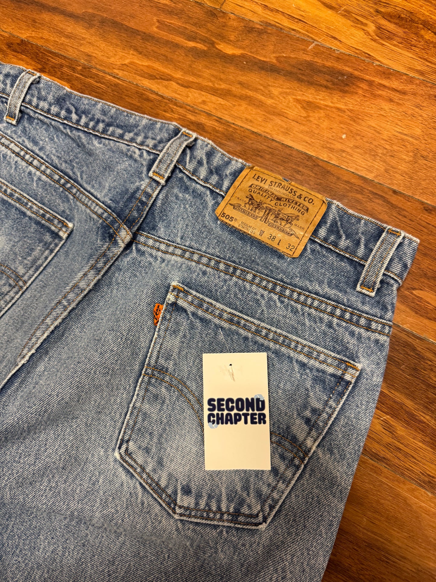 1998 Levi's Mid Wash Orange Tab Jean (36 x 32)
