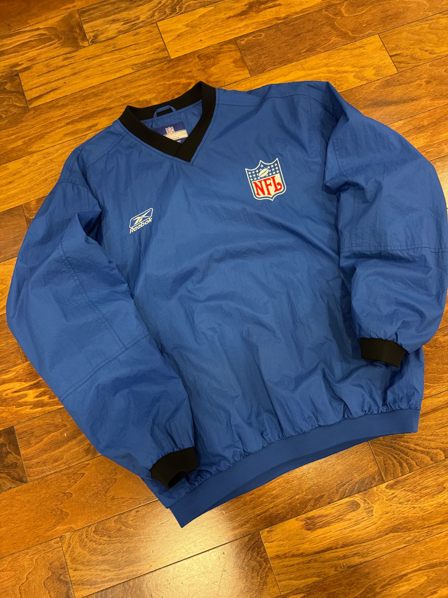 90s NFL Reebok Panthers Color Essential Windbreaker (L)