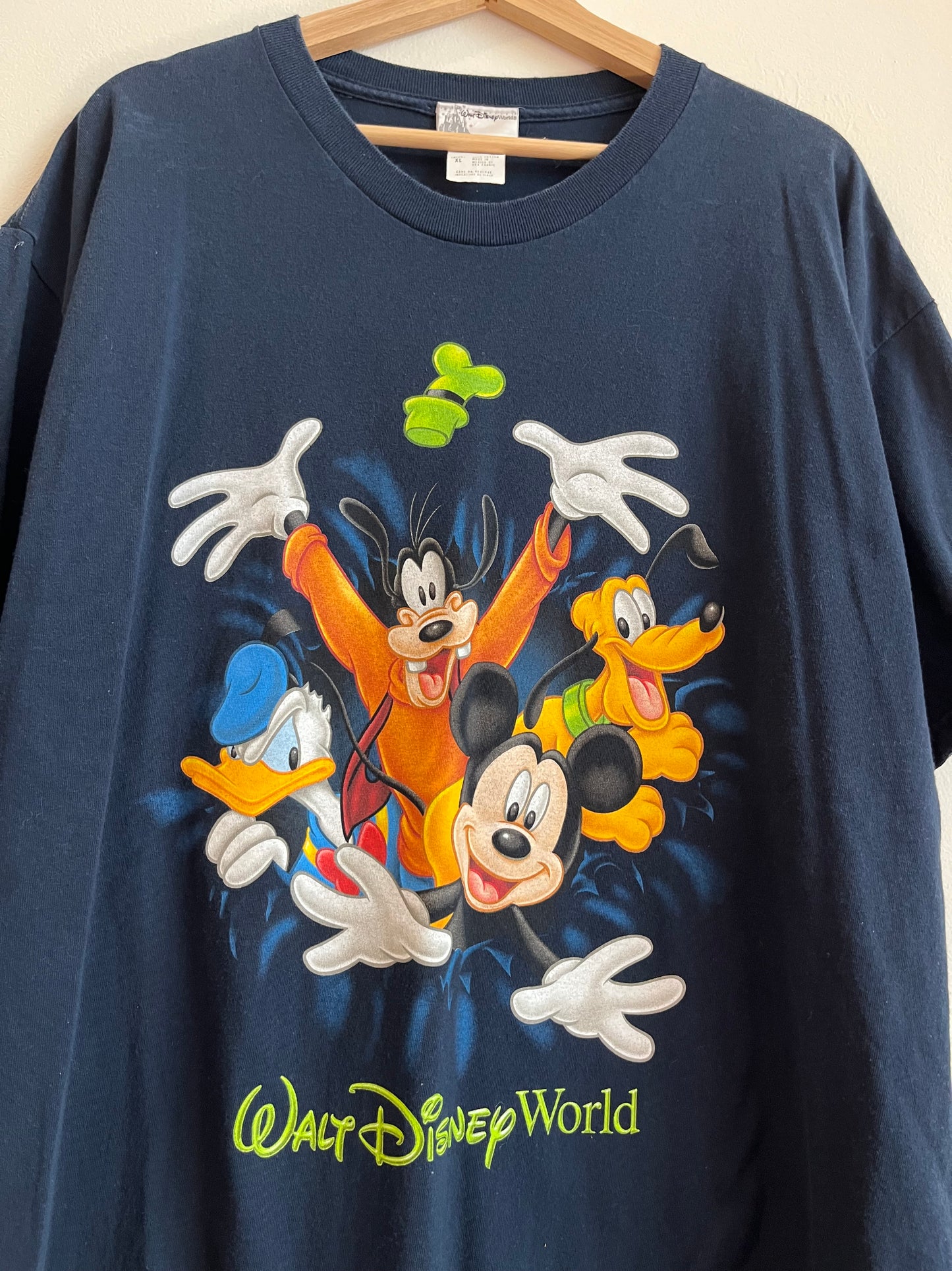 90s Disney Mickey & Friends Breakthrough Tee (XL)