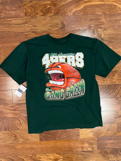 00 UNC Charlotte Gang Green Graphic Rare Tee (L)