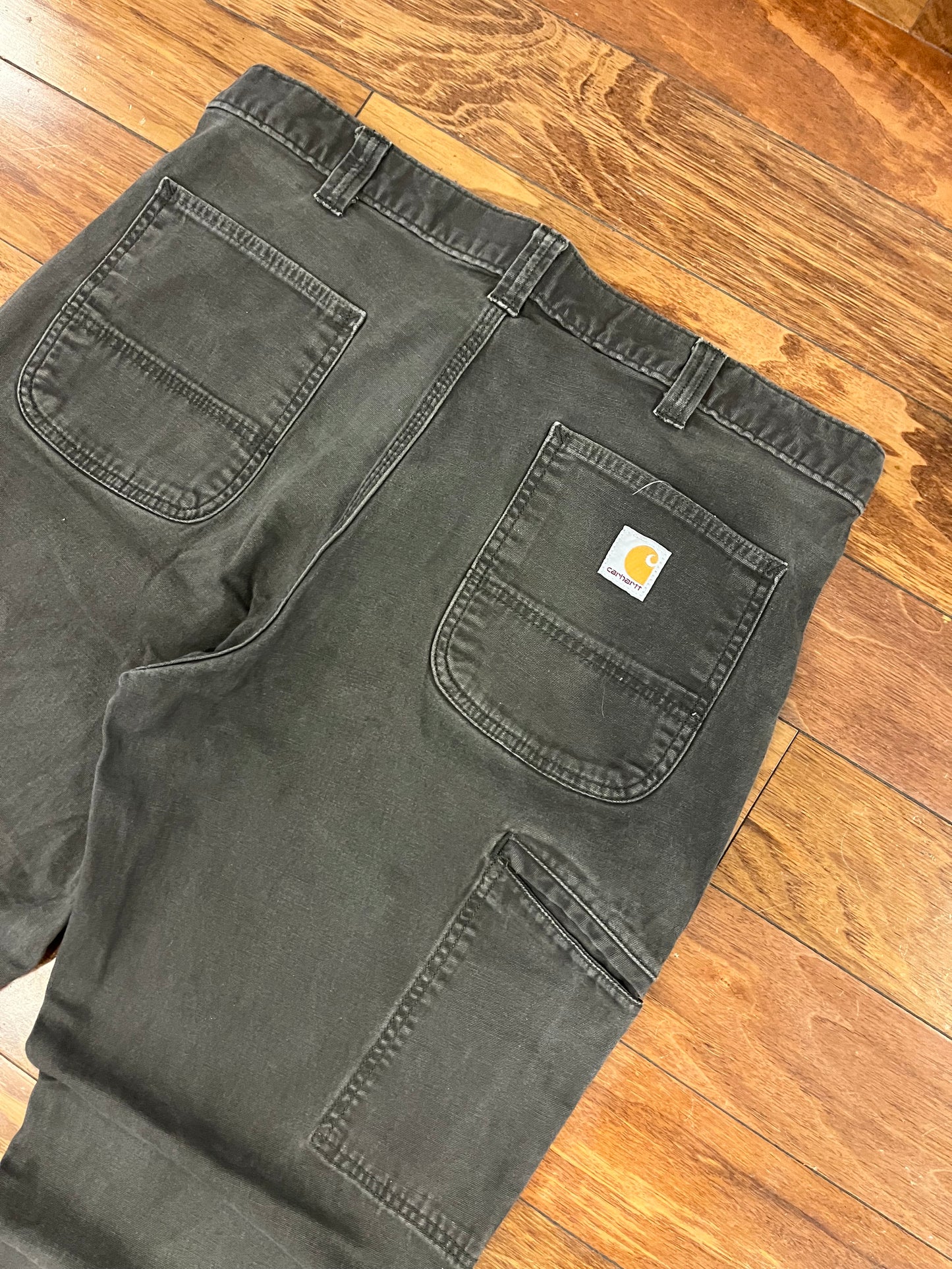 Carhartt Moss Colored Workwear Pants (38 x 30)