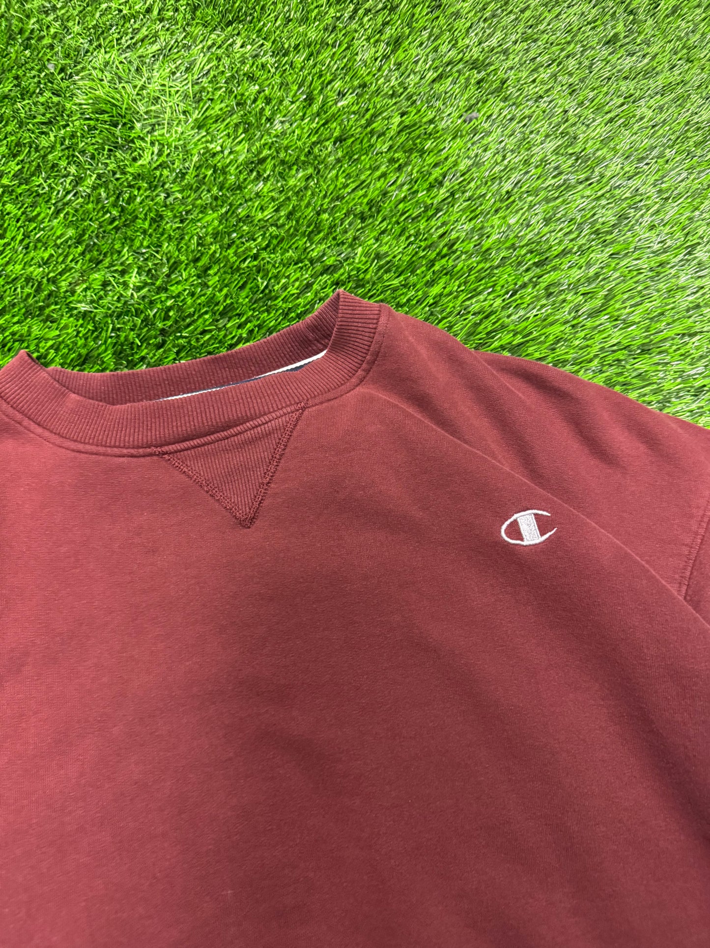 00s Champion Vintage Essential Burgundy Crewneck (XXL)