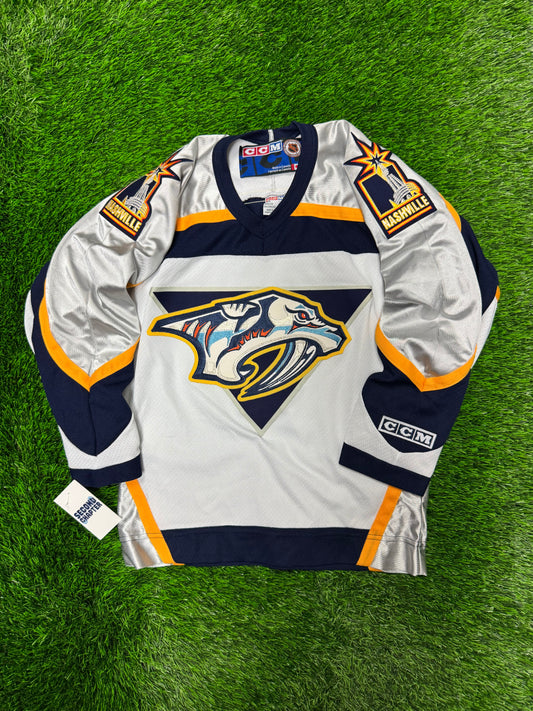 CCM Nashville Predators NHL Vintage Youth Hockey Jersey (Youth L/XL)