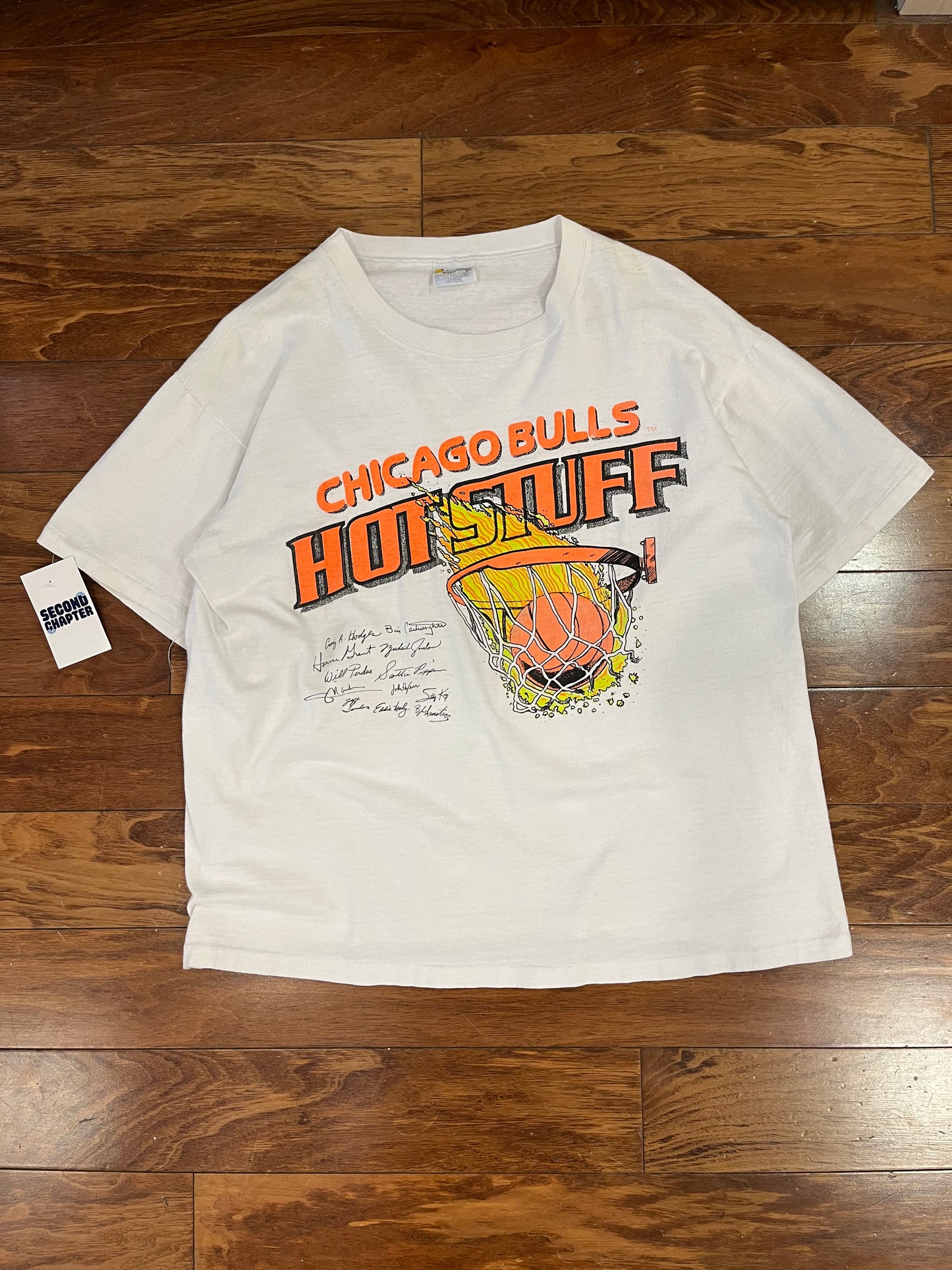 90 Chicago Bulls Hot Stuff Graphic Vintage Tee (XL)