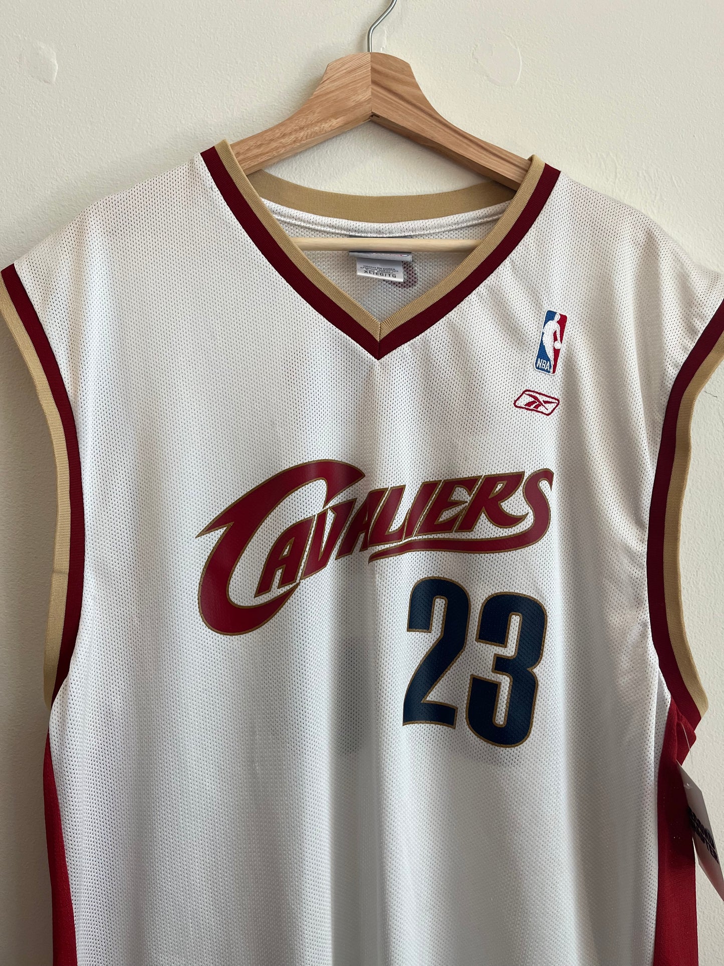 00s Cleveland Cavaliers Lebron James Reebok Away Jersey (XL)