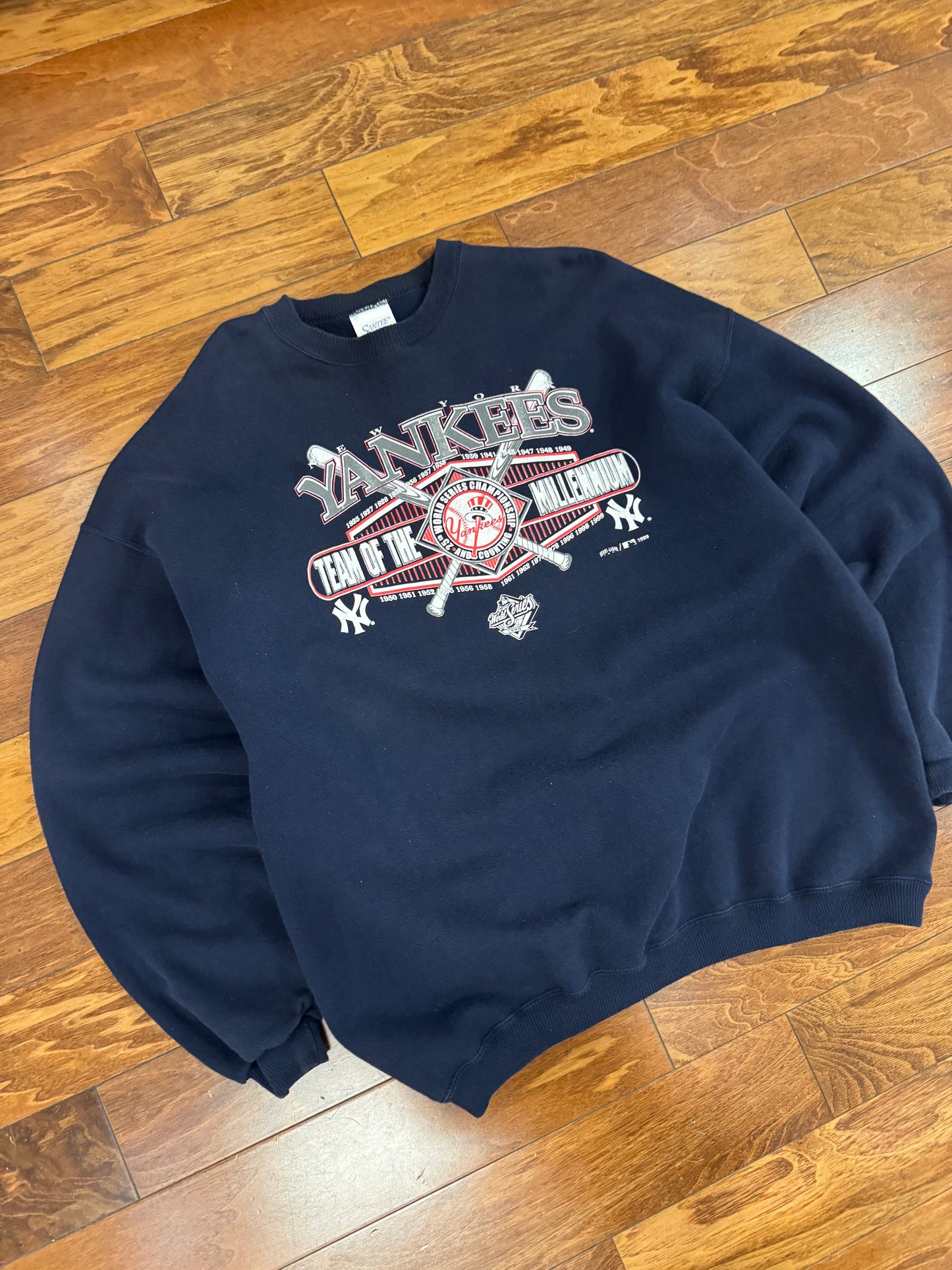 1999 New York Yankees Vintage Graphic Navy Crewneck (XXL)