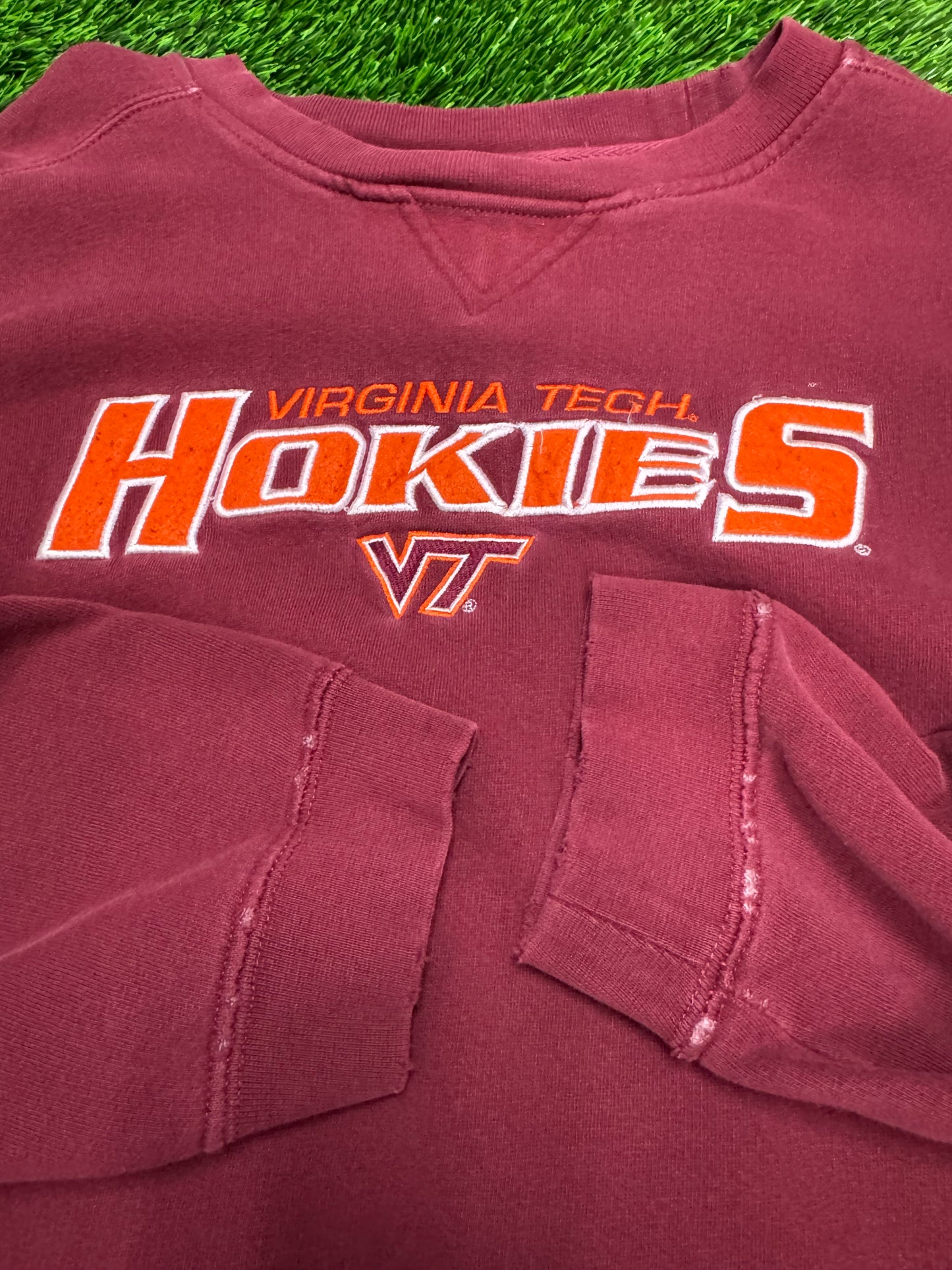00s Virginia Tech Hokies Spell Out Vintage Starter Crewneck (XL)