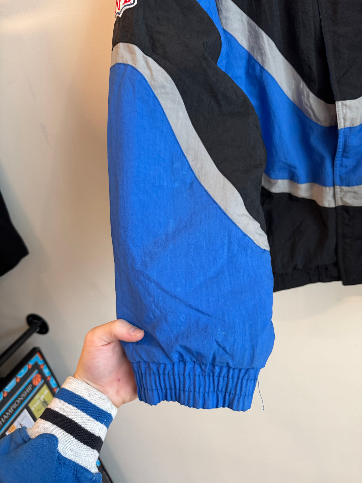 90s Carhartt Panthers Apex Black/Blue Puffer Jacket (XL)