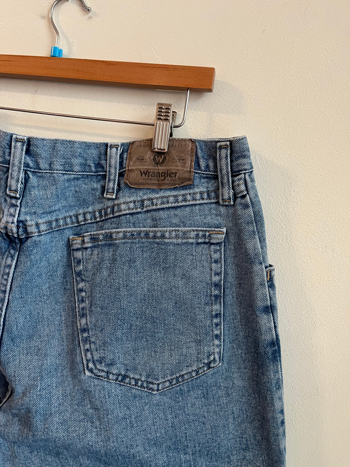 00s Wrangler Blue Jean Shorts (38)