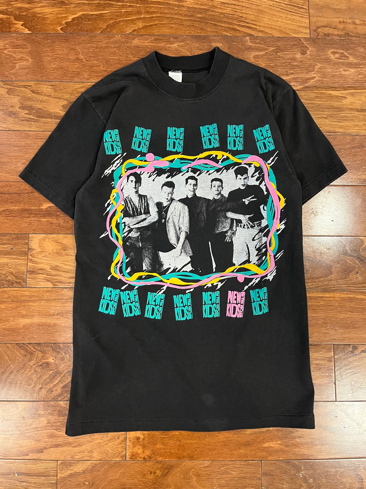 90s New Kids on the Block Vintage Music Tee (M)
