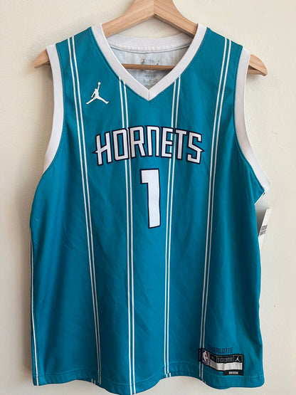 2022 Charlotte Hornets LaMelo Ball Icon Edition Jersey (Youth XL)