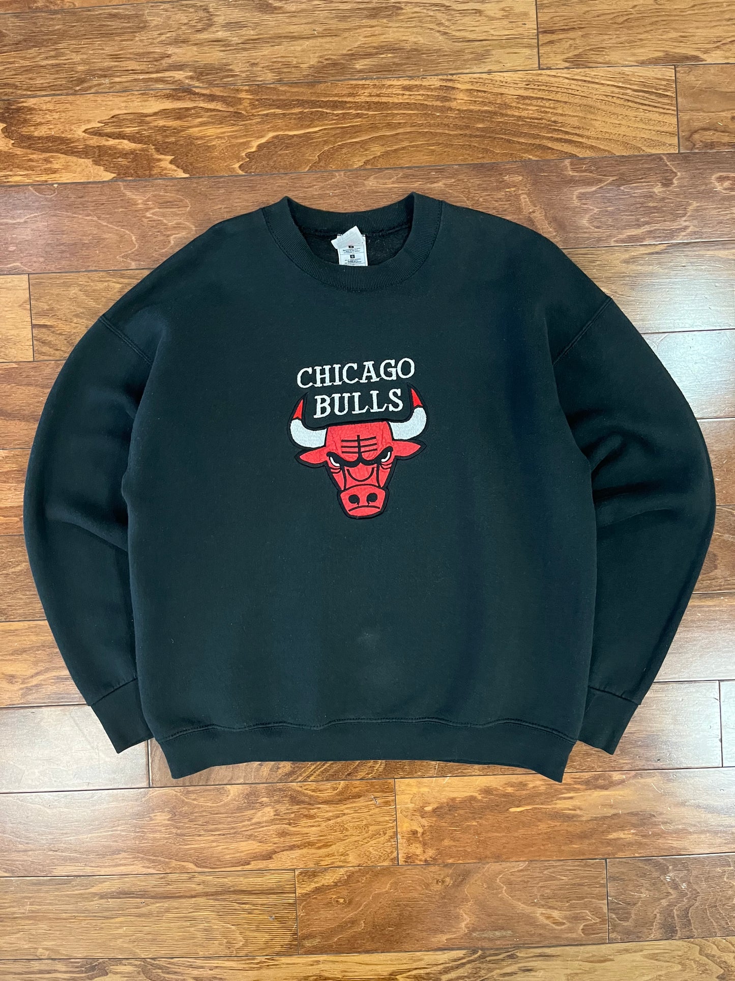 90s Chicago Bulls Essentials Vintage Embroidered Crewneck (L)