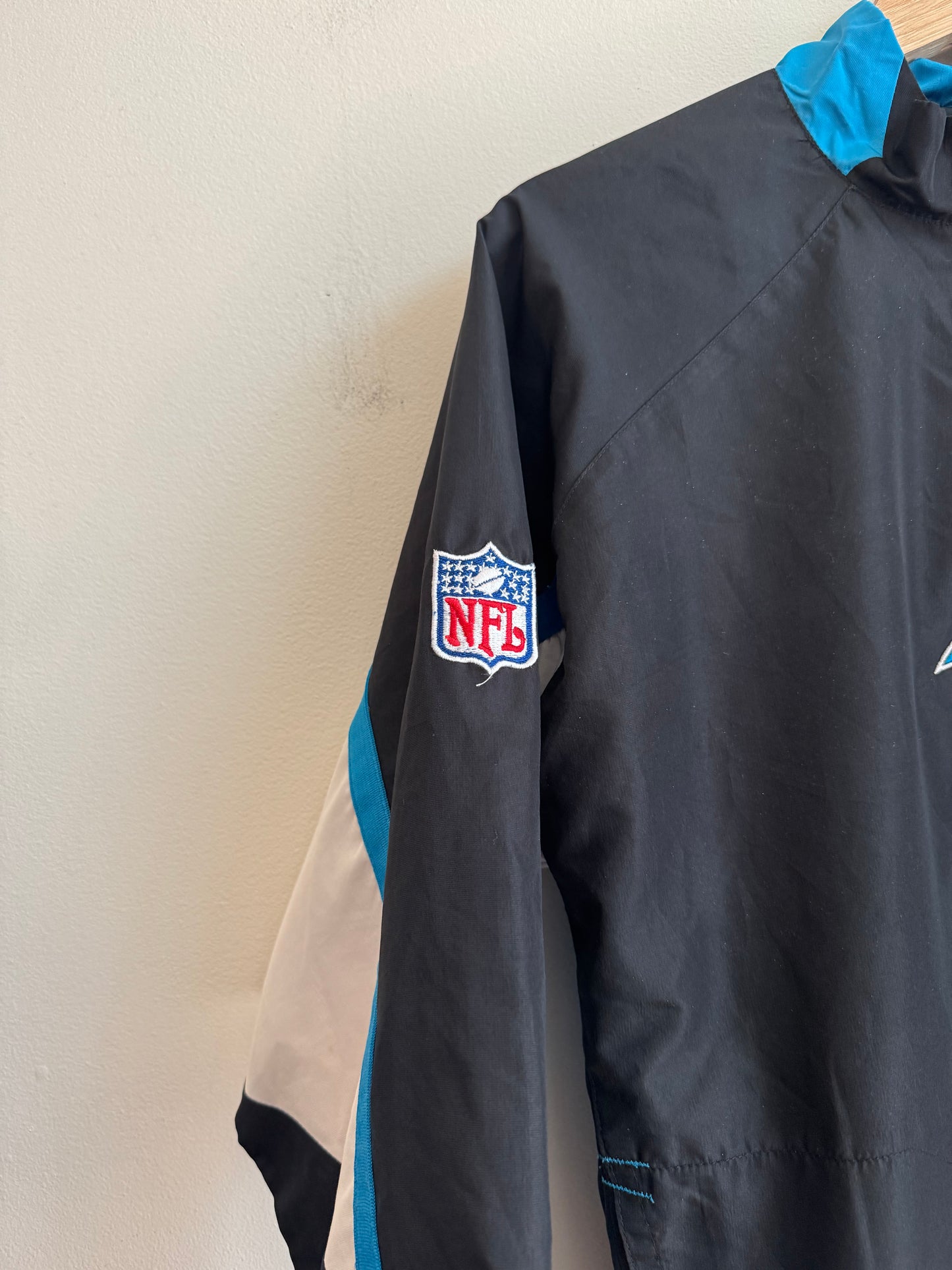 00s Carolina Panthers Reebok Windbreaker (Youth L)