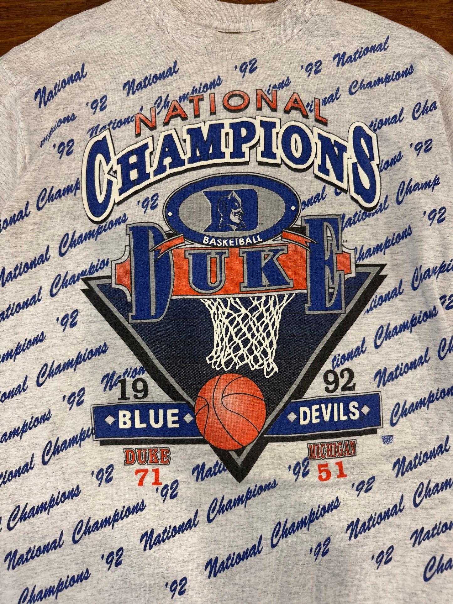 1992 Duke Blue Devils "National 92" College Basketball Tee (XL)