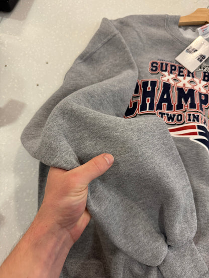 2005 New England Patriots Super Bowl Champion Crewneck (XL)