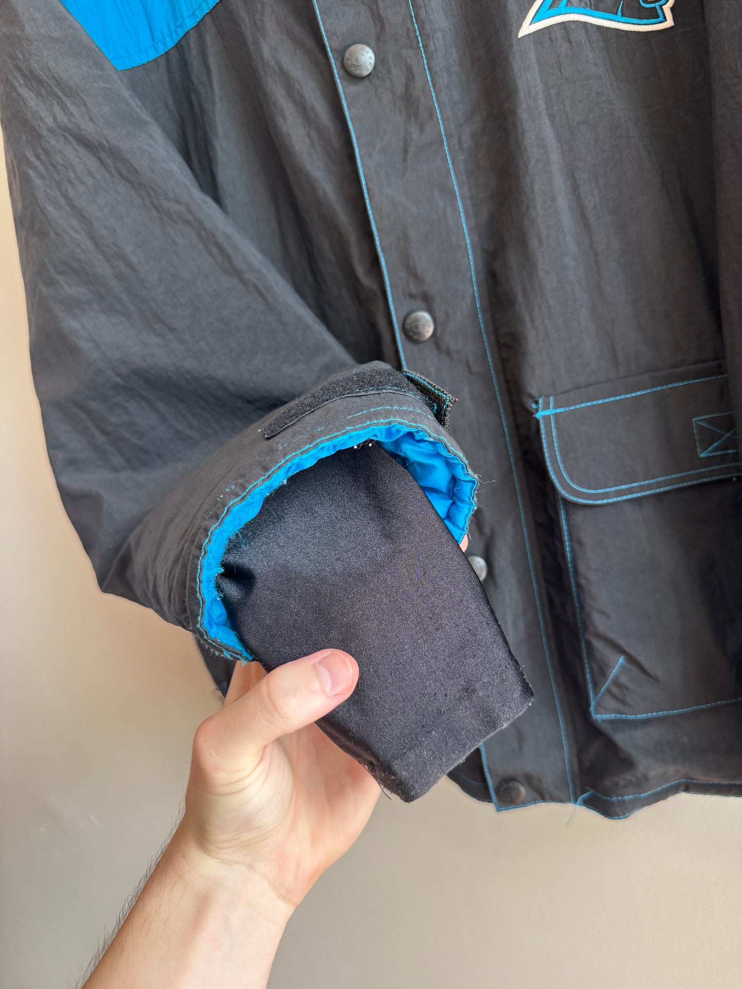 90s Carolina Panthers Chore Embroidered Puffer Jacket (M)