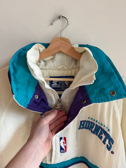 90s Charlotte Hornets Logo NBA White Puffer Starter Jacket (S)