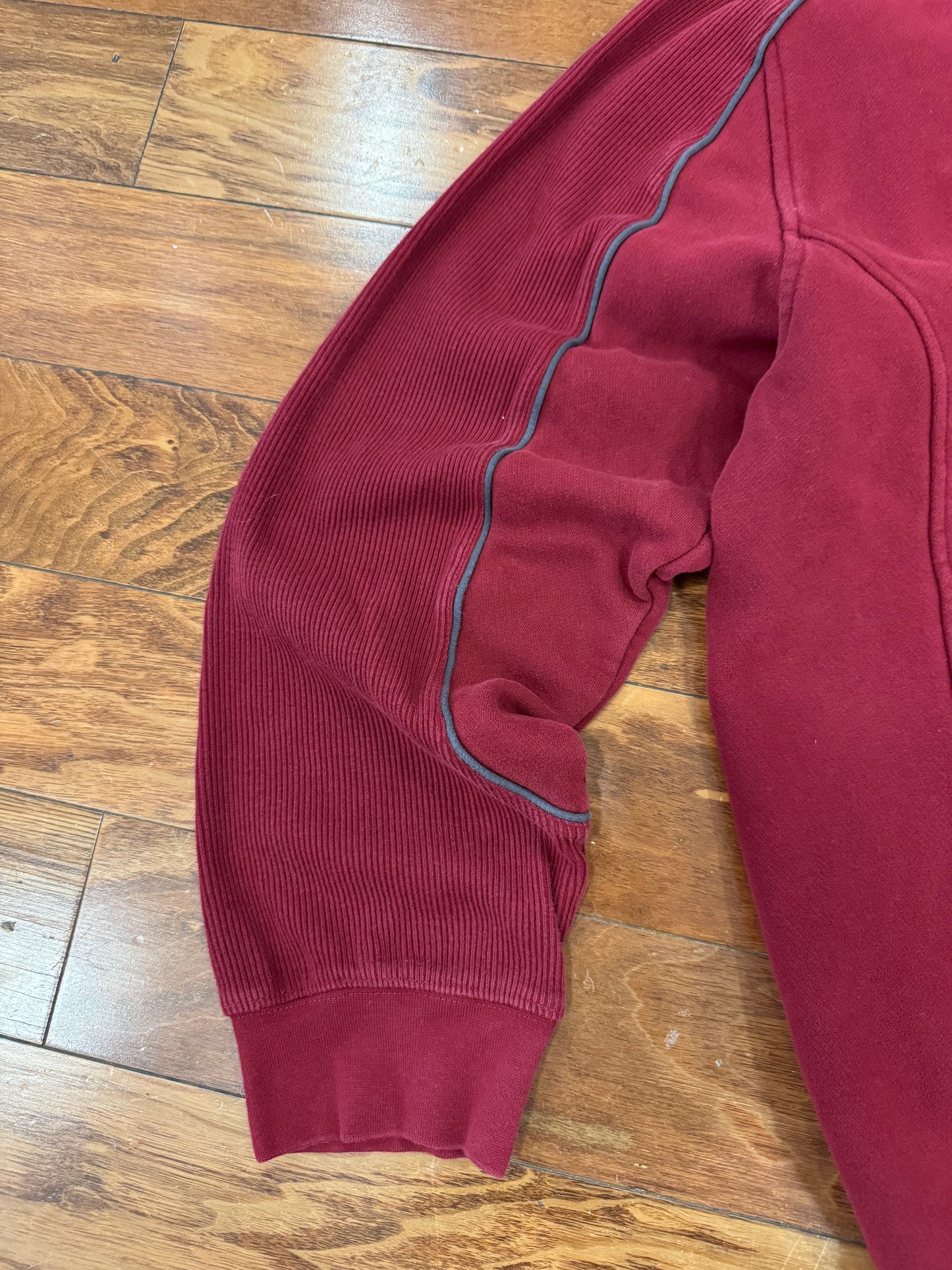 00s Nike Essential Swoosh Burgundy Fleece Crewneck (XXL)