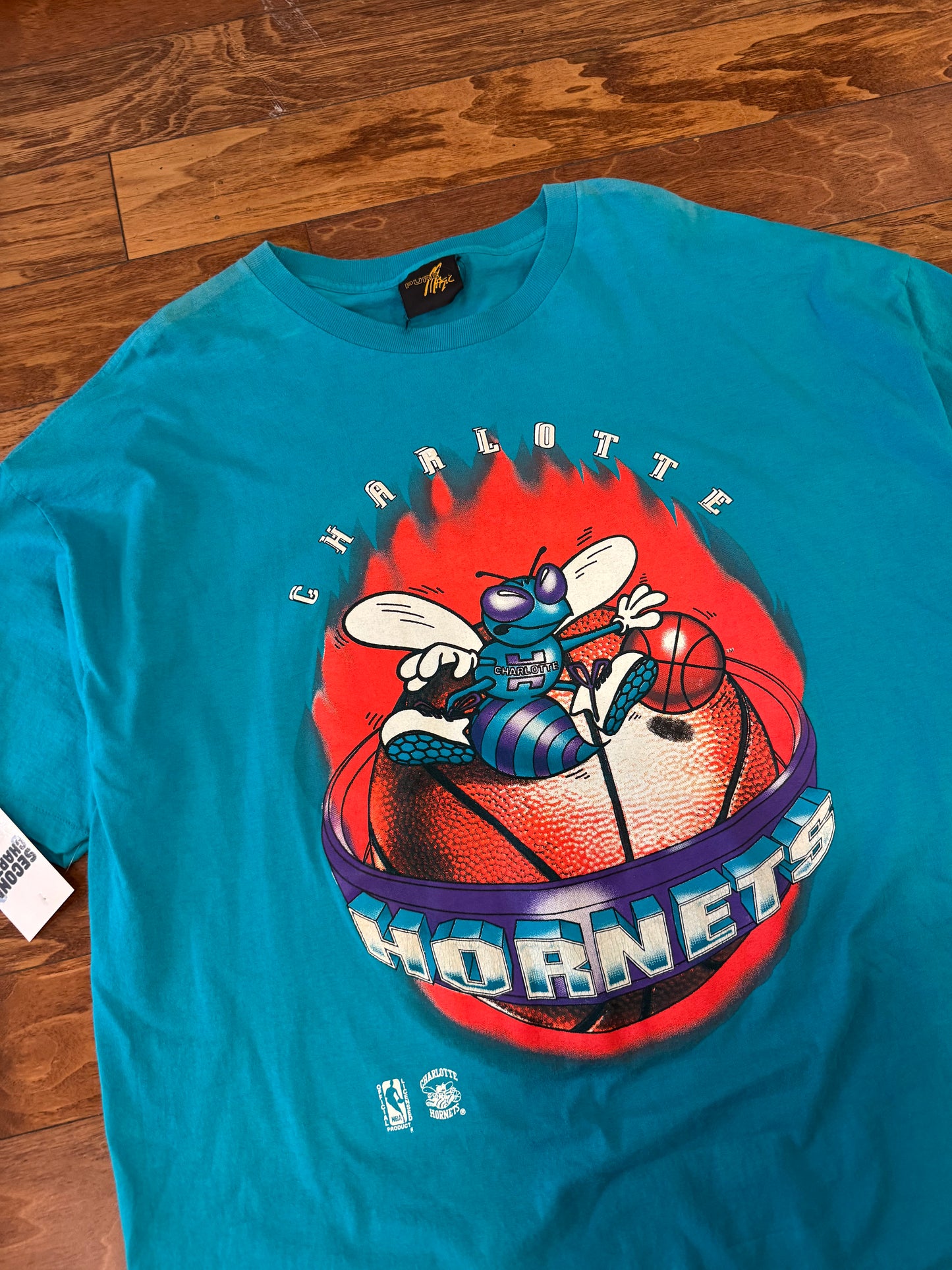 90s Charlotte Hornets Big Graphic Vintage Tee (XXL)