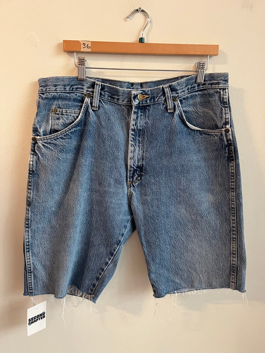 00s Wrangler Jean Shorts (36)