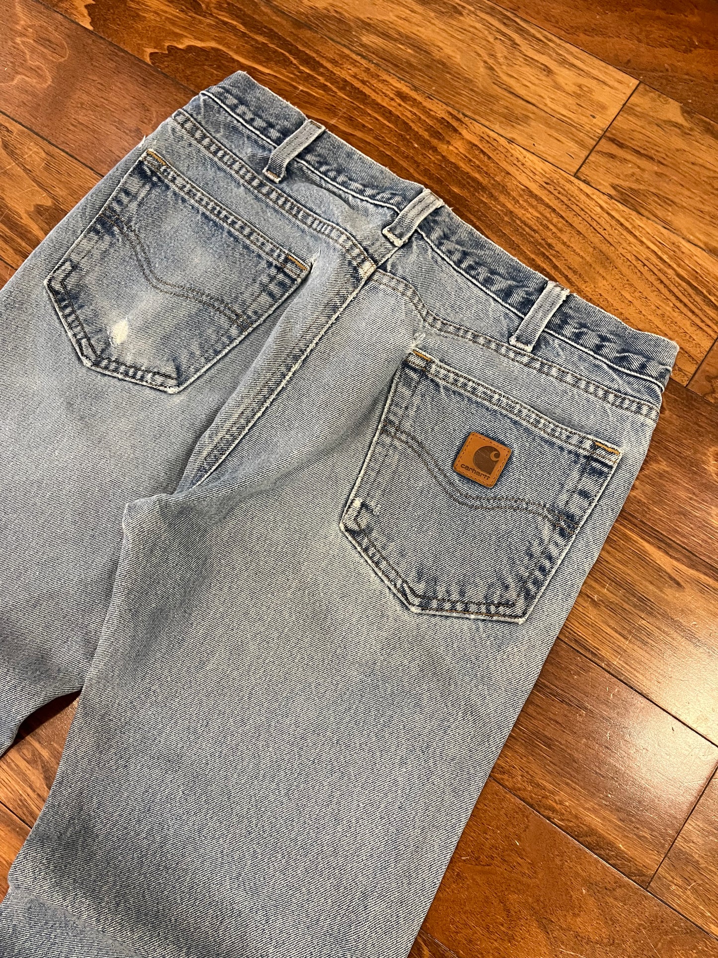 2017 Carhartt Distressed Jeans (34 x 30)