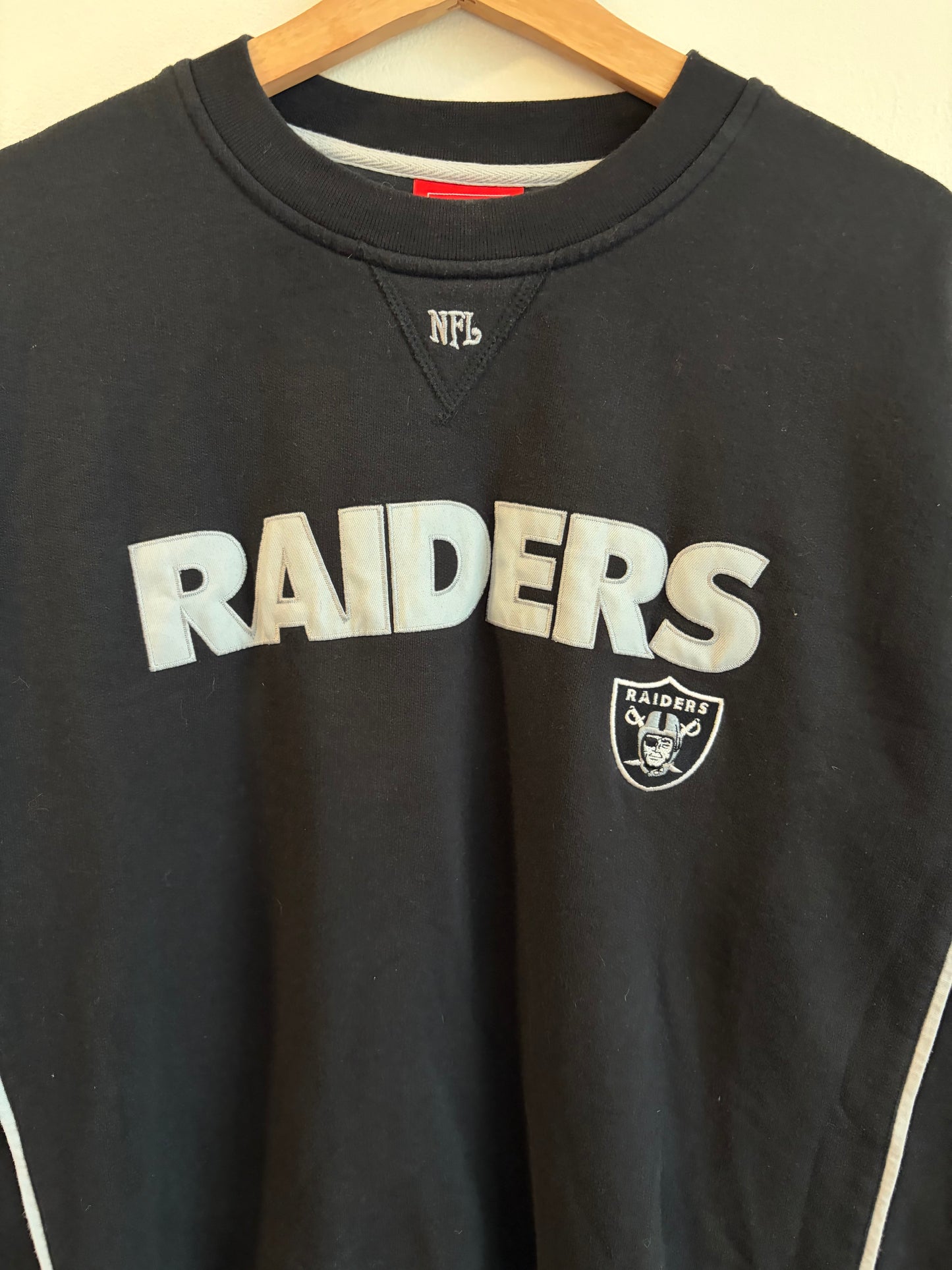 00s Oakland Raiders NFL Spell Out Crewneck (L)