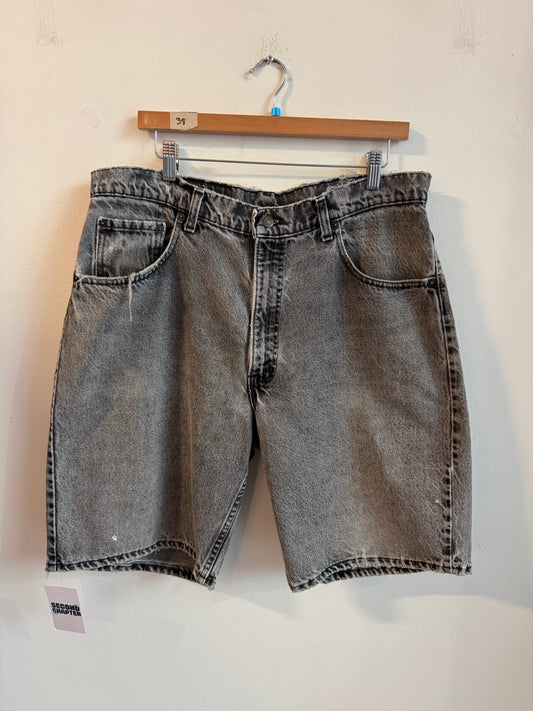 90s Levi's 560 Faded Black Jean Shorts (37)