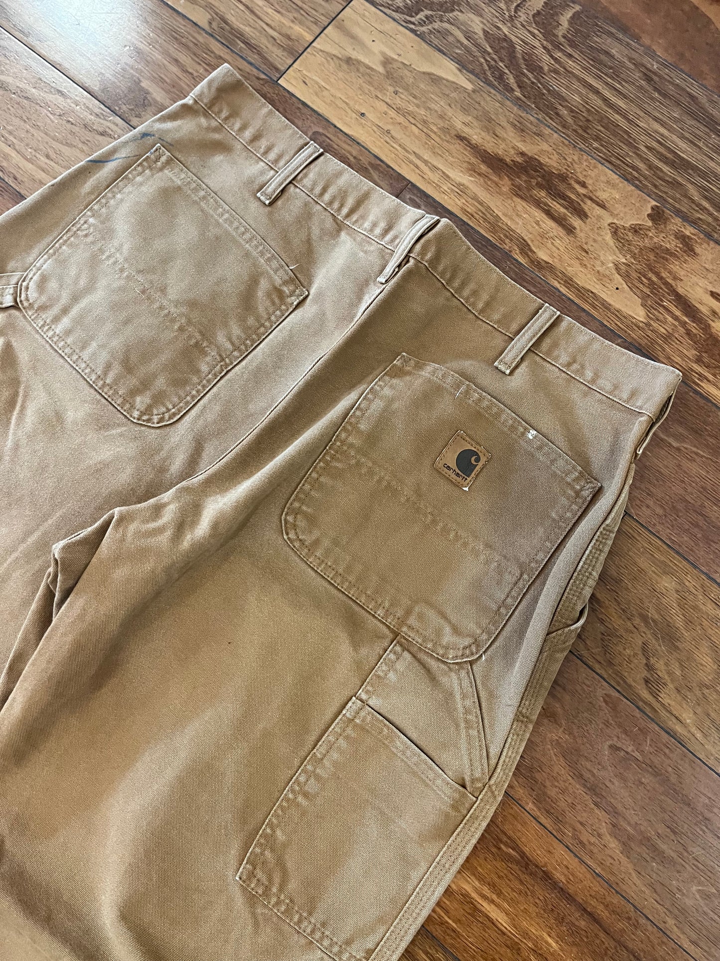 2007 Carhartt Dark Tan Paint Stained Pants (36 x 30)
